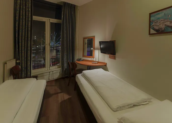 A-Train Hotel